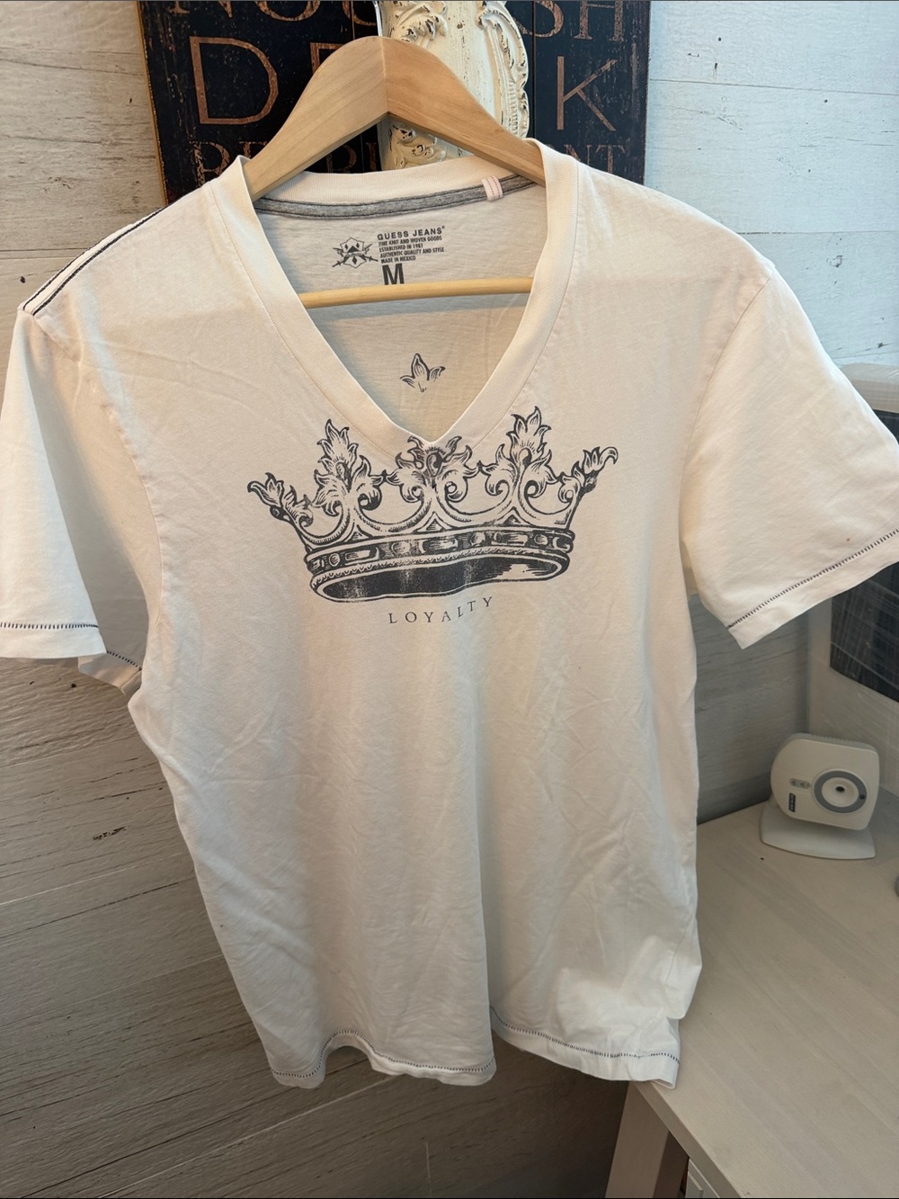 Guess Vintage 100% Cotton White V-Neck Crown 'Loyalty' Graphic Tee